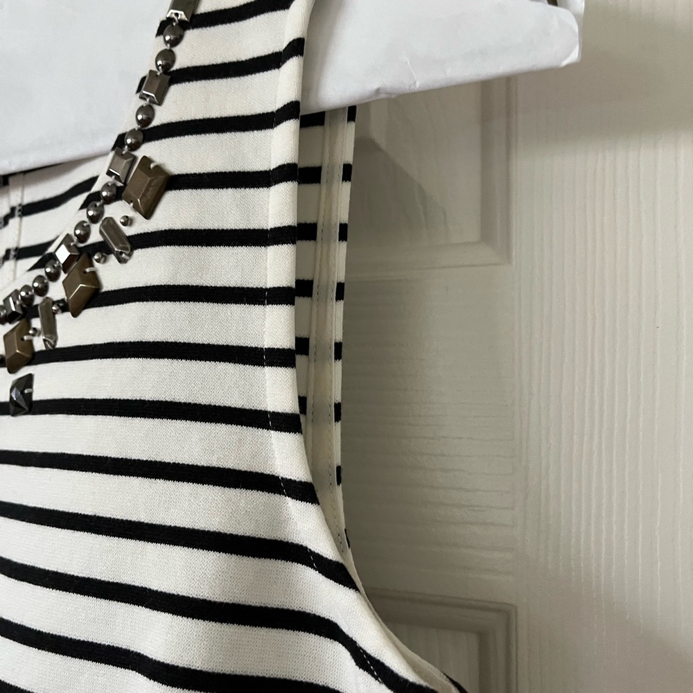 Striped Black and White Sleeveless Top with embellishment at neckline - Picture 4 of 11
